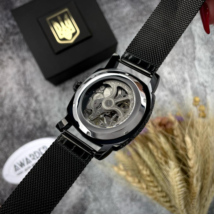 Наручний годинник Awarder 021-3D Де би не був Black-White Mesh